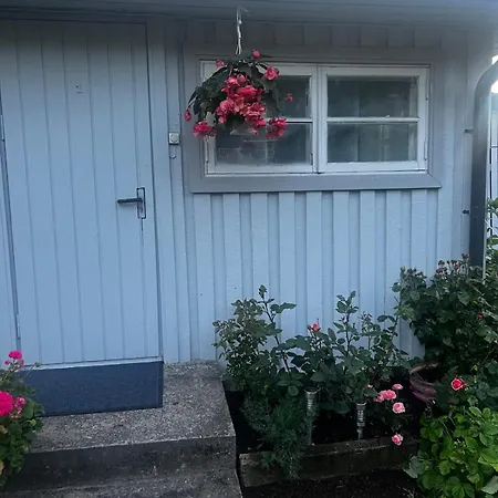 1 With Its Own Yard Vakantiehuis